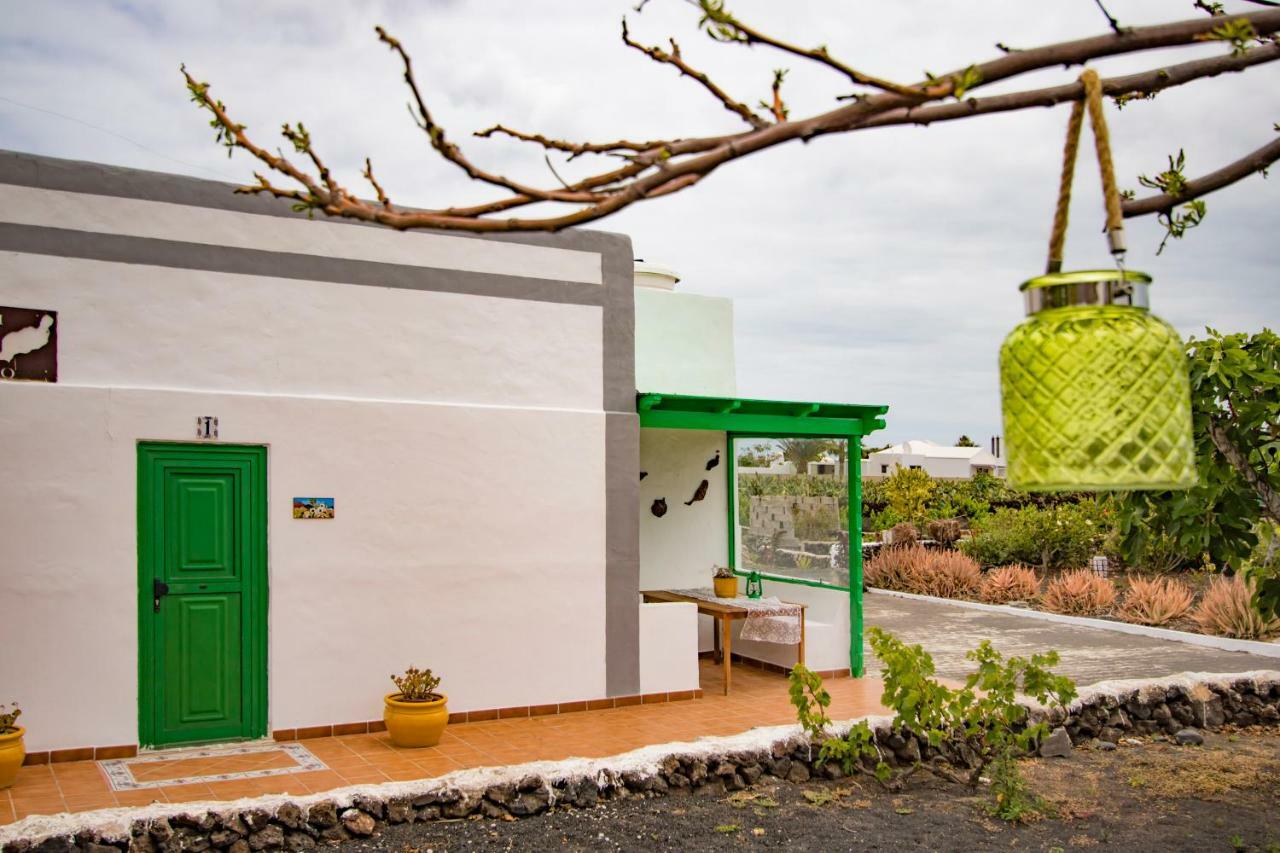 Casa Mi Tio Perico Mala Exterior foto